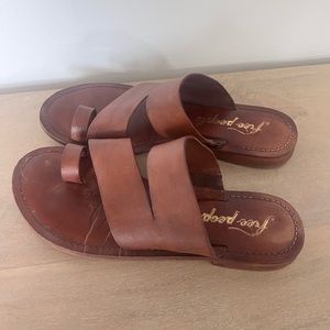 Free People Abilene Toe Loop Sandals Size 37